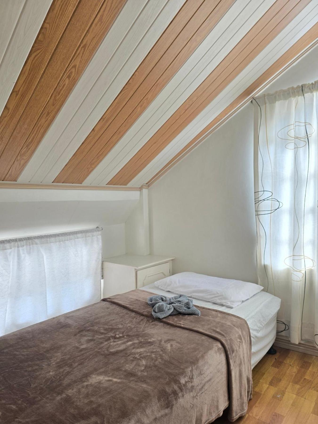 35 Amistad Guesthouse Baguio City Eksteriør billede
